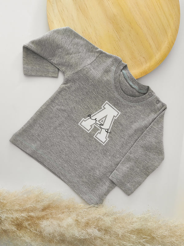 CAMISETA GORDITA BEBÉ M/L MAXI INICIAL