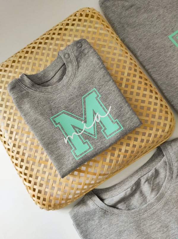 CAMISETA GORDITA BEBÉ M/L MAXI INICIAL