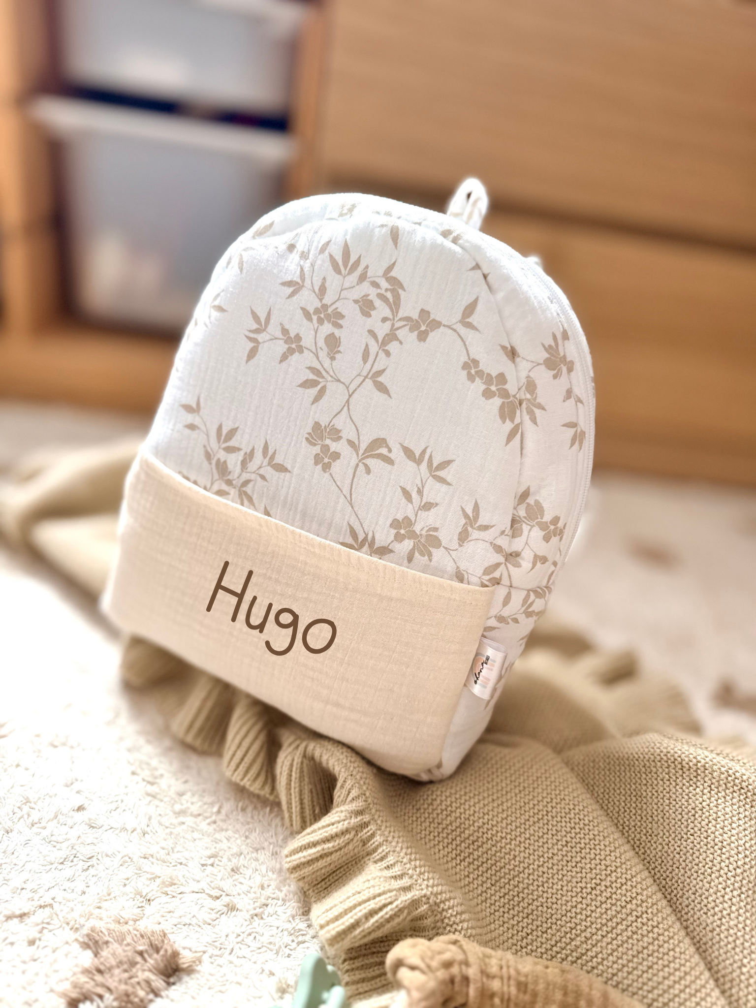 MOCHILA HOJITAS