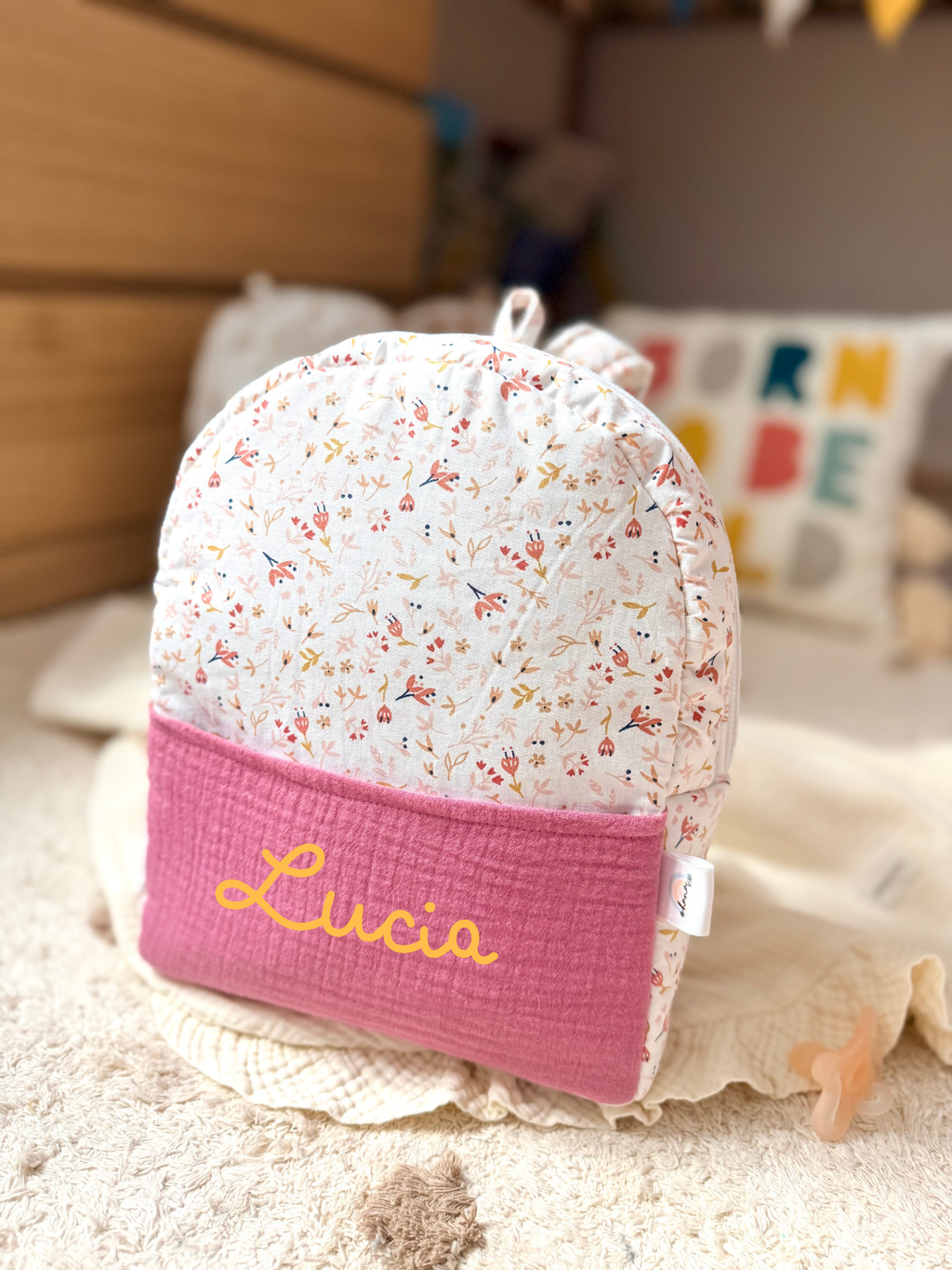 MOCHILA FLORECITAS