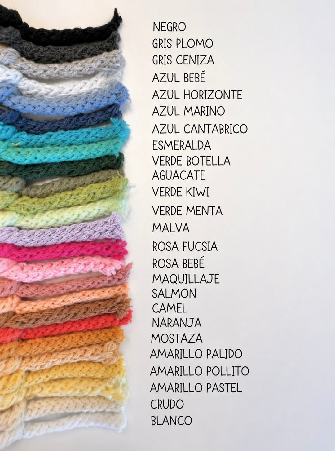 Carta de colores de hilo para personalizar capazos y complementos