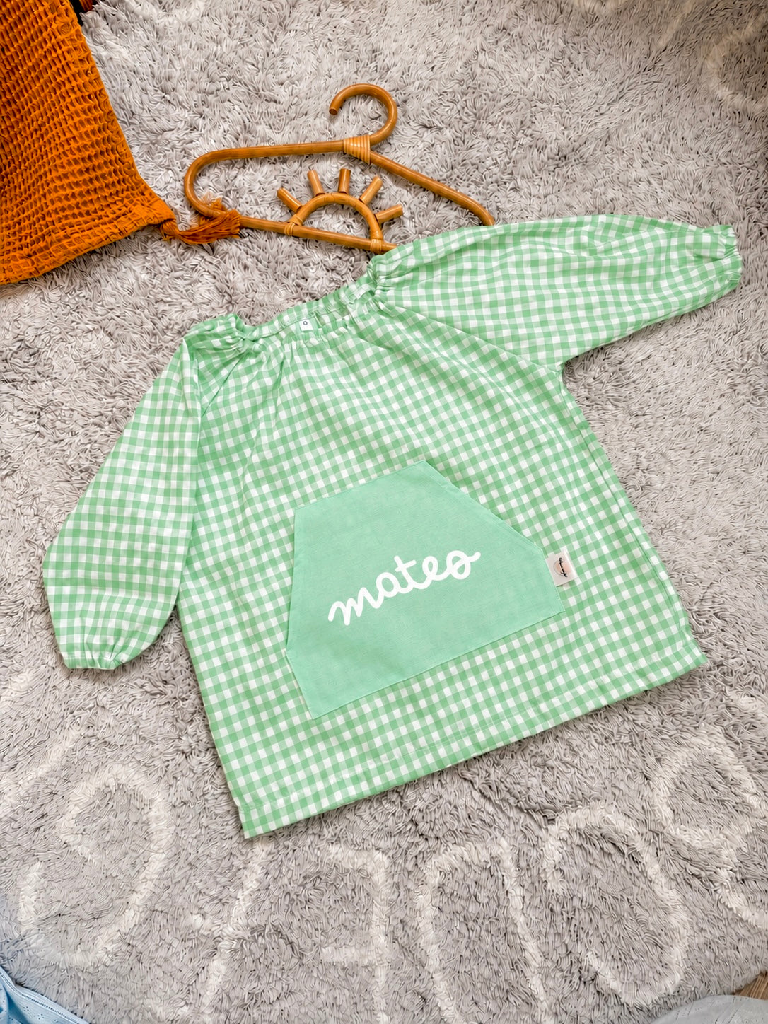 Bata vichy verde con bolsillo y nombre personalizados