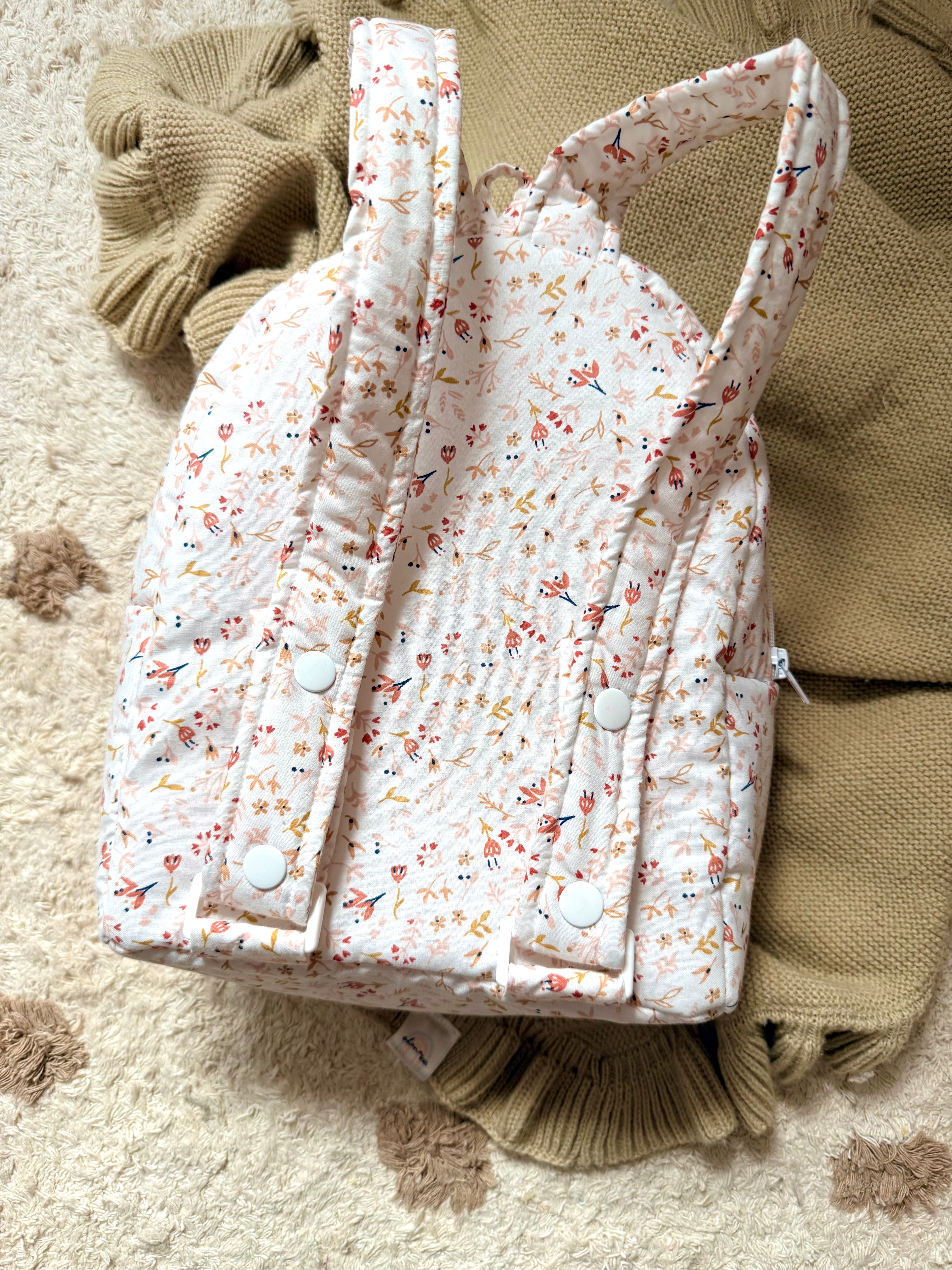 MOCHILA FLORECITAS