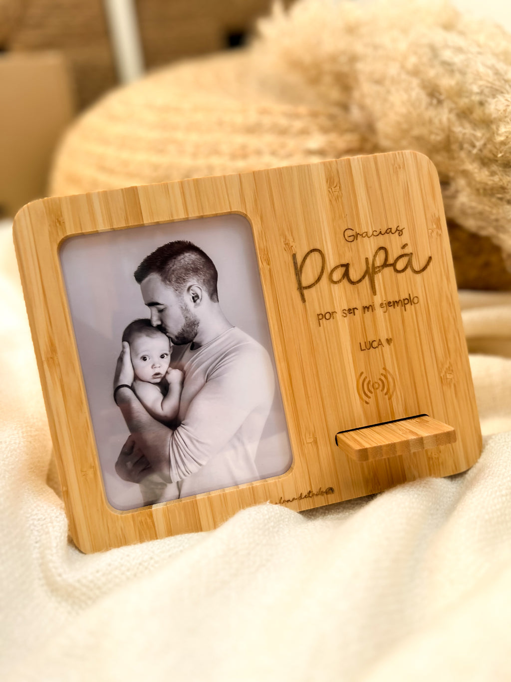 CARGADOR / MARCO PARA PAPÁ