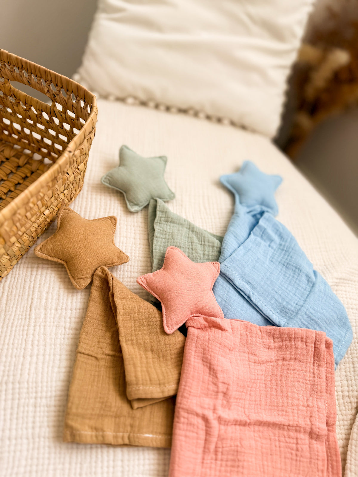 Doudous de muselina con estrella en varios colores