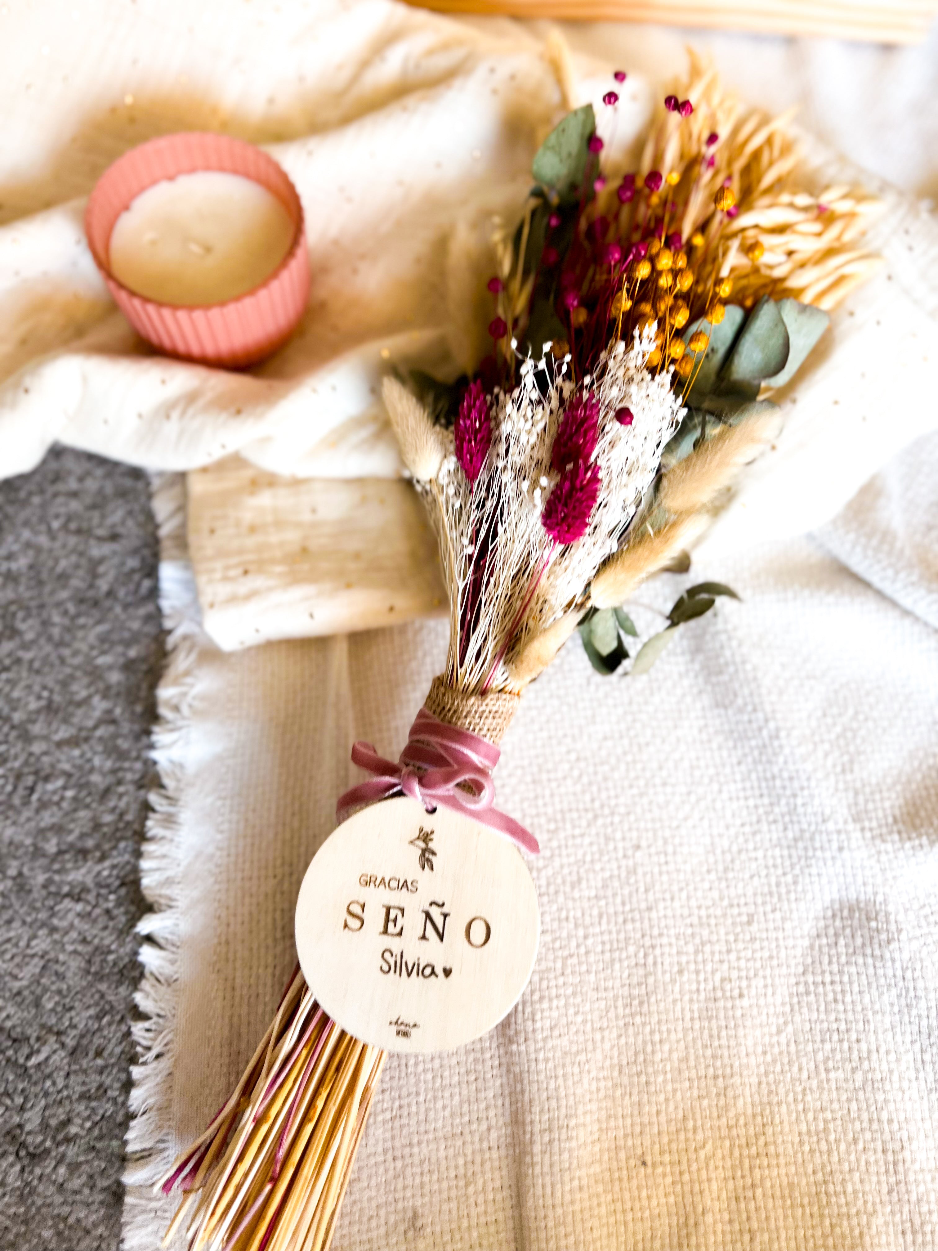 RAMO FLORES CON PLACA PROFE