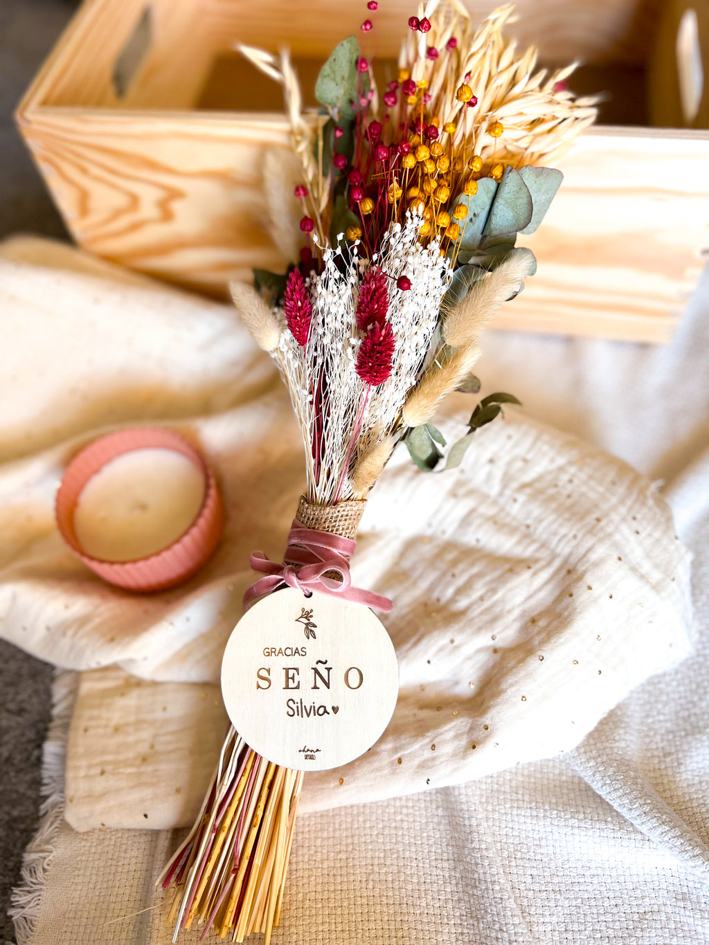 RAMO FLORES CON PLACA PROFE