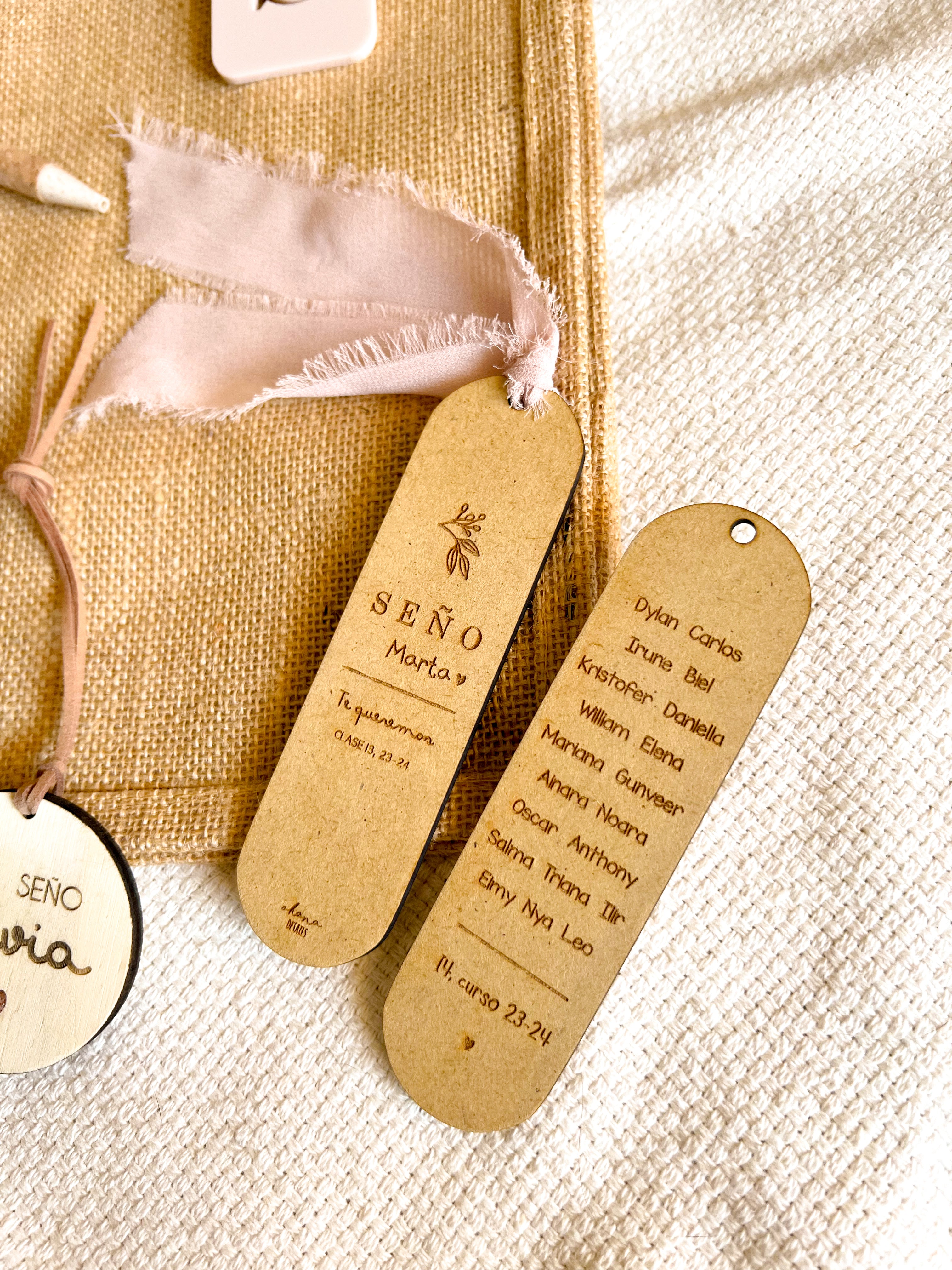 MARCA PÁGINAS PROFE - Ohana Details