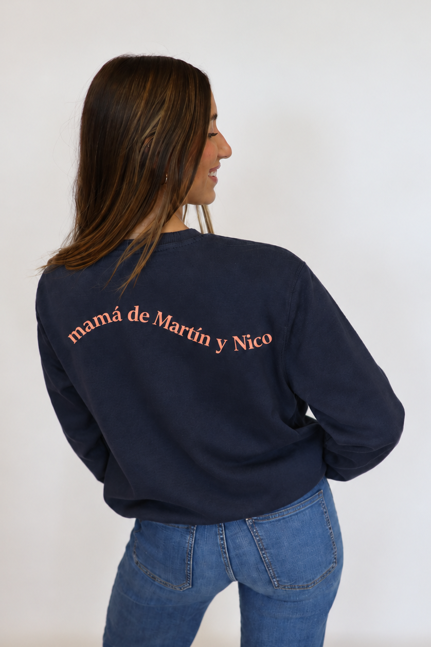 Sudadera Ondas azul marino con nombres en la espalda