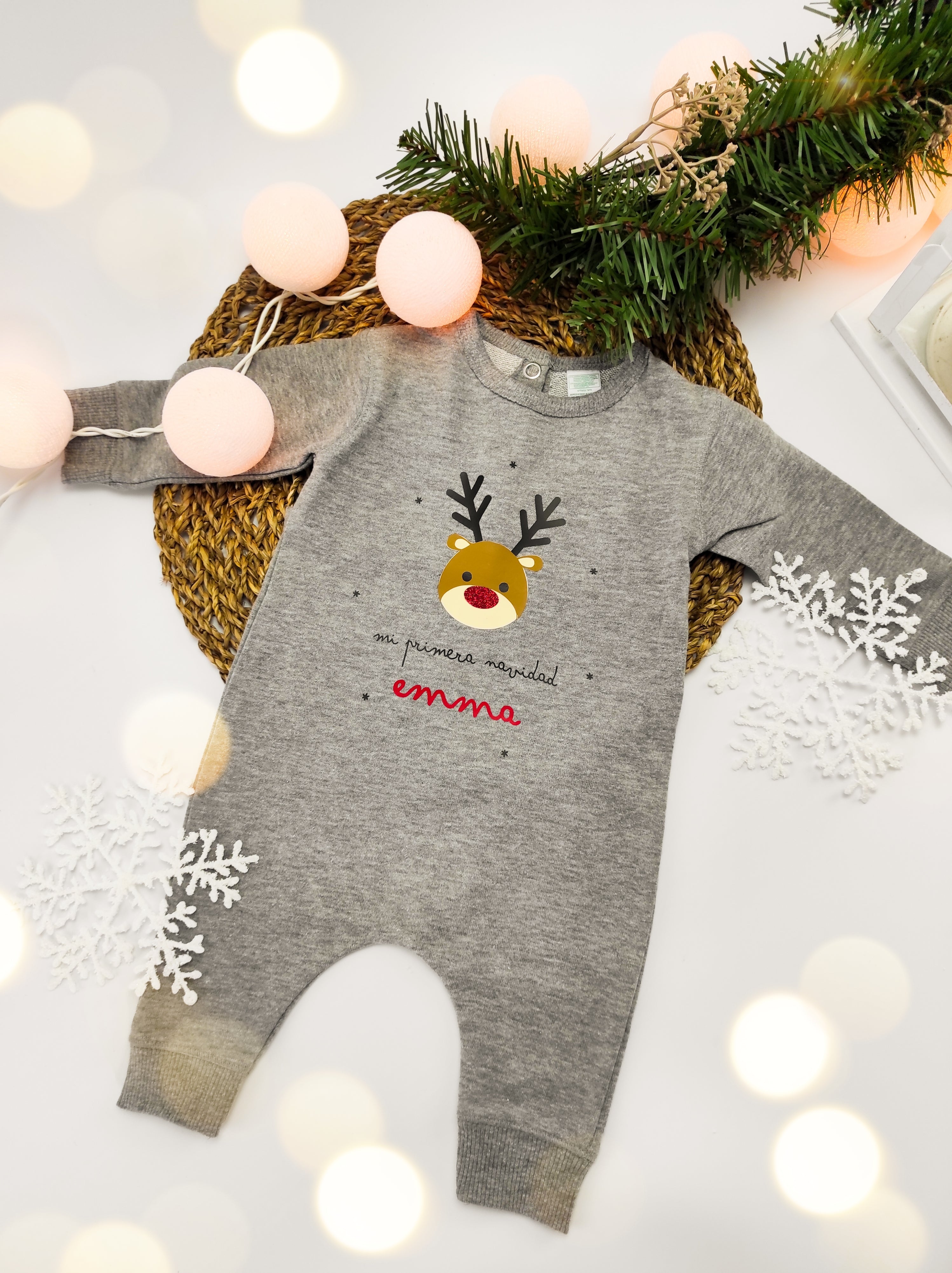 PELELE MI PRIMERA NAVIDAD