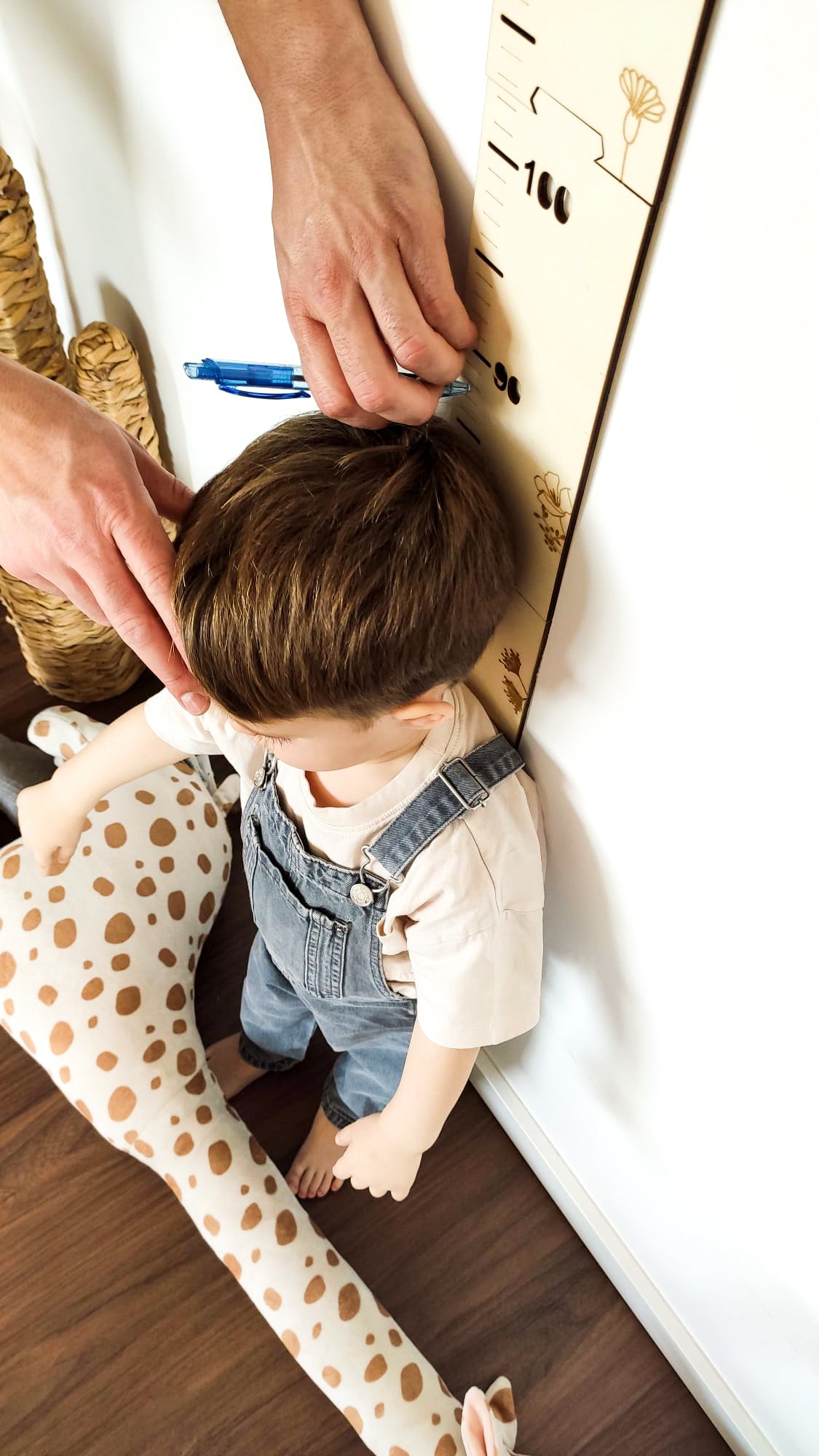 MEDIDOR INFANTIL MADERA