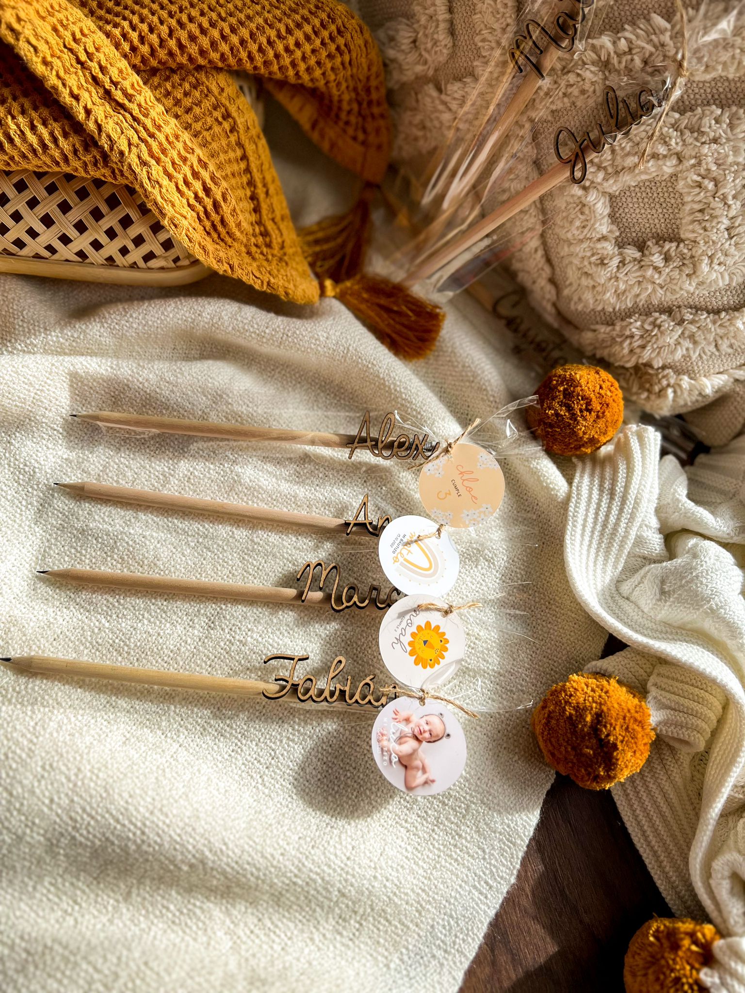 LÁPIZ NOMBRE MADERA